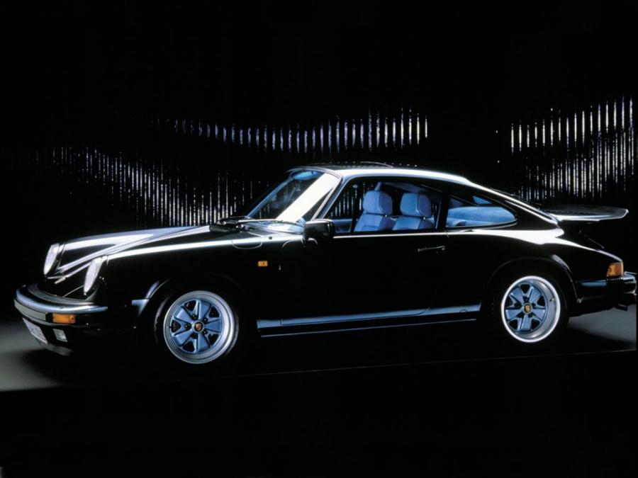  Porsche 911 Carrera 3.2 Coupe (911) 1984 года  (фото 2 из 17)